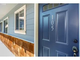 Photo #1: 24108934 Listing 