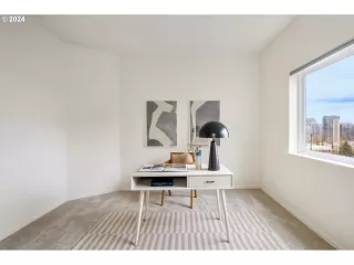 Photo #4: 24109645 Listing 