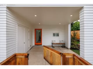 Photo #4: 24110539 Listing 