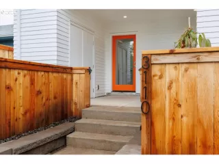 Photo #5: 24110539 Listing 