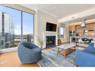 Photo #2: 24110833 Listing 