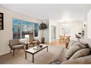 Photo #6: 24112652 Listing