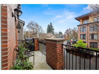 Photo #1: 24112720 Listing