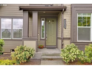 Photo #2: 24115450 Listing