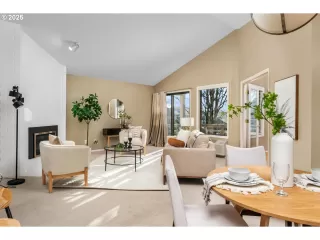 Photo #4: 24115982 Listing 