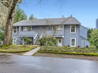 Photo #1: 24115998 Listing