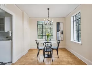 Photo #6: 24116151 Listing 