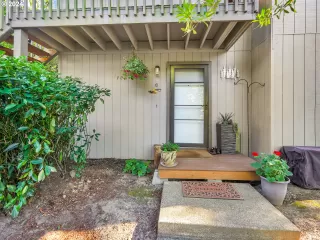 Photo #1: 24116608 Listing