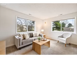 Photo #4: 24118788 Listing 