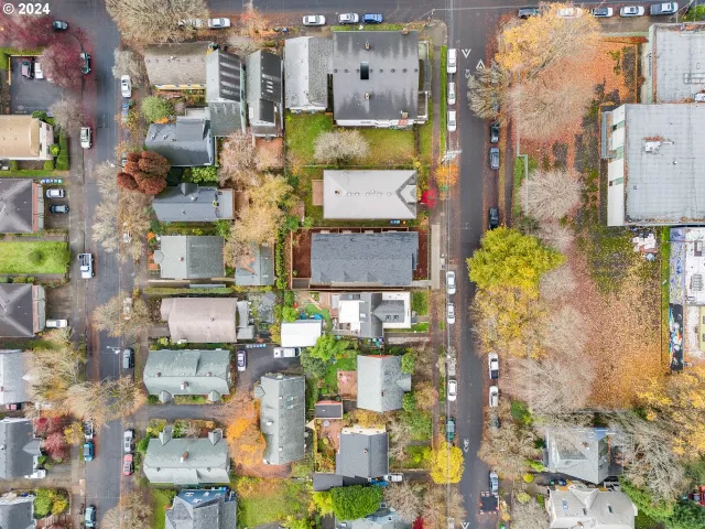 MLS: 24121536 Condo For Sale