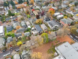 Photo #1: 24121536 Listing