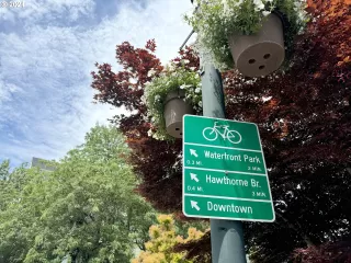 Photo #4: 24122639 Listing 