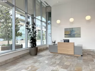 Photo #5: 24122639 Listing 