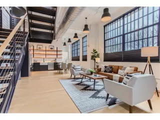 Photo #1: 24122661 Listing 