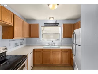 Photo #1: 24126554 Listing