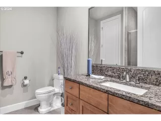 Photo #5: 24126680 Listing 