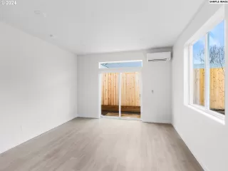 Photo #6: 24128051 Listing 