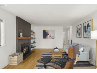 Photo #1: 24129323 Listing