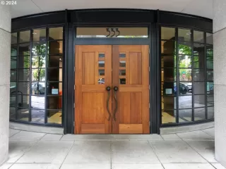 Photo #2: 24129814 Listing 