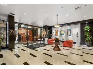 Photo #3: 24129814 Listing 