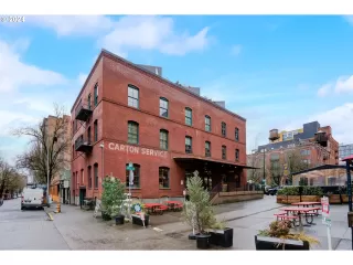 Photo #2: 24130028 Listing