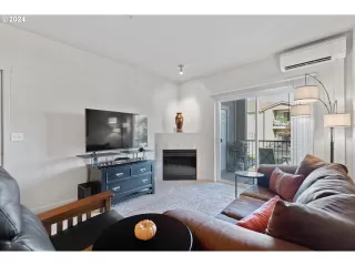 Photo #2: 24131078 Listing