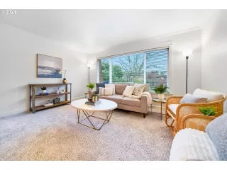 Photo #3: 24131254 Listing