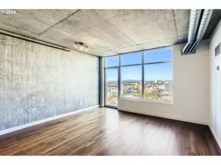 Photo #2: 24131715 Listing