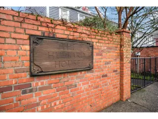 Photo #1: 24131991 Listing