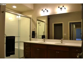 Photo #4: 24132496 Listing 