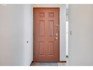 Photo #3: 24134041 Listing