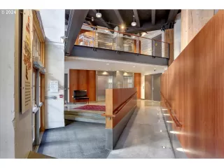 Photo #3: 24134224 Listing 