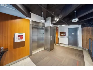 Photo #4: 24134224 Listing 