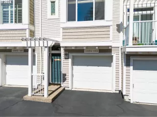 Photo #1: 24134860 Listing