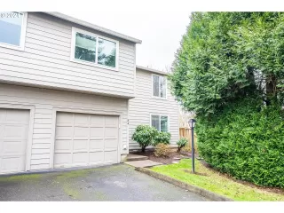 Photo #3: 24135493 Listing