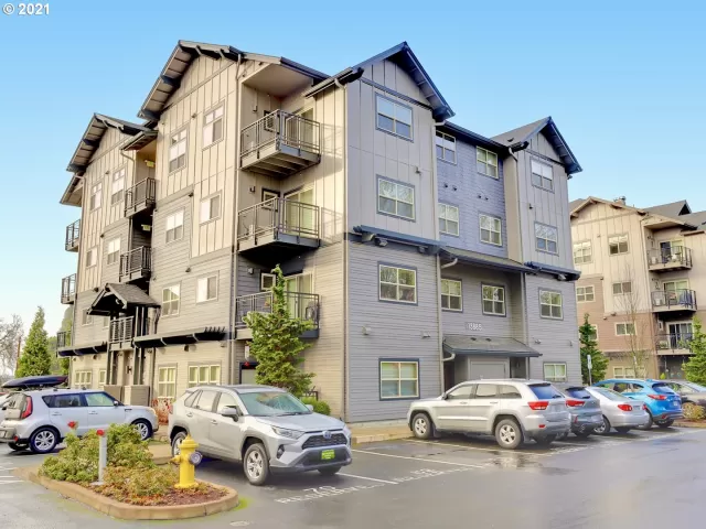 MLS: 24138387 Condo For Sale