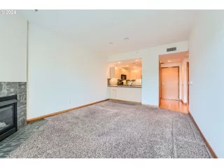 Photo #3: 24143402 Listing 