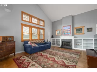 Photo #3: 24144872 Listing