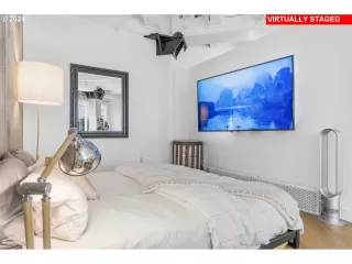 Photo #3: 24144981 Listing