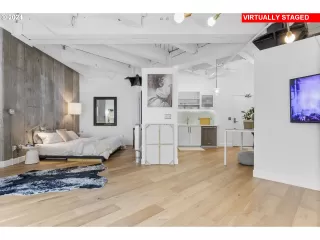 Photo #5: 24144981 Listing