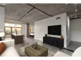 Photo #3: 24145852 Listing