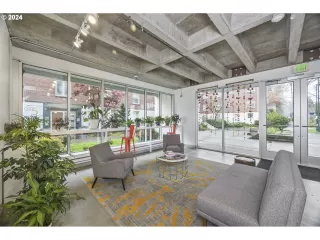 Photo #1: 24145925 Listing 