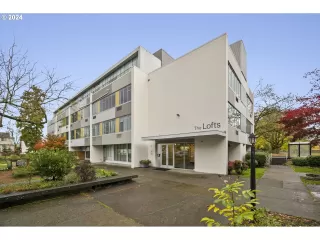 Photo #3: 24145925 Listing 