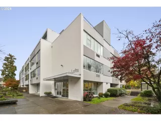 Photo #4: 24145925 Listing 