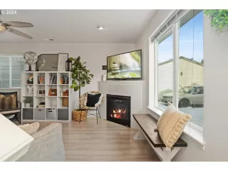 Photo #4: 24146082 Listing 