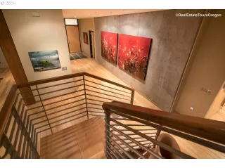 Photo #1: 24147030 Listing 