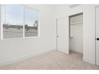 Photo #6: 24147455 Listing 