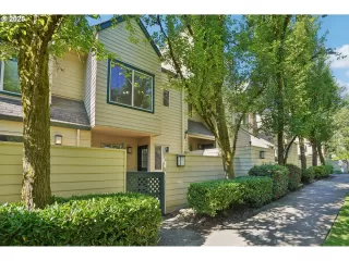 Photo #3: 24147581 Listing 