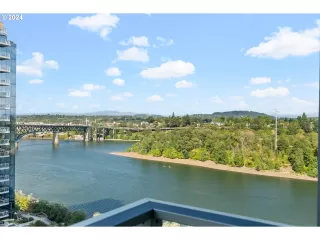 Photo #3: 24147725 Listing 