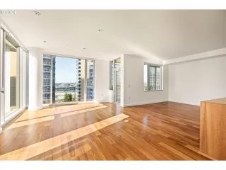 Photo #6: 24147725 Listing 